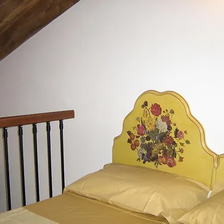 Lägenhet Ferienhaus In Padenghe Sul Garda 3 *